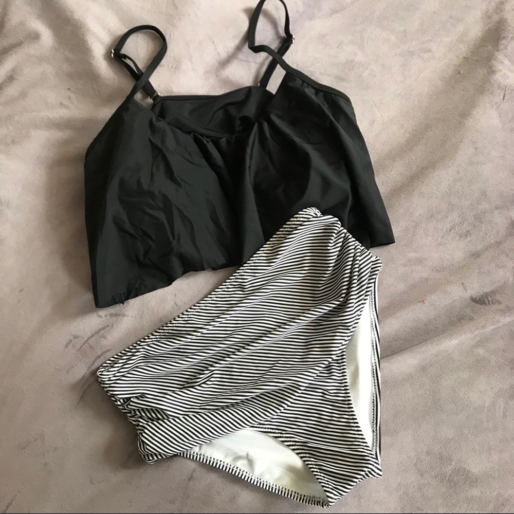 NEW High Waist Two Piece Size Small